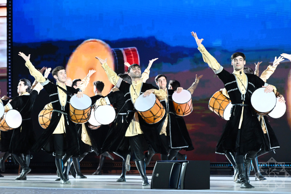 WUF13 başa çatdı: Bağlanış mərasimi keçirildi (FOTO)