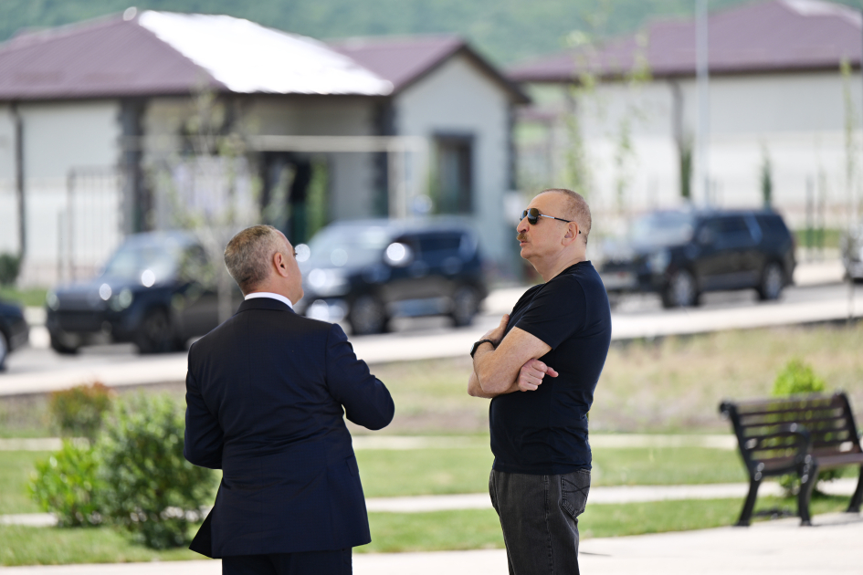 Prezident Şuşa və Xankəndiyə səfər etdi (FOTO)