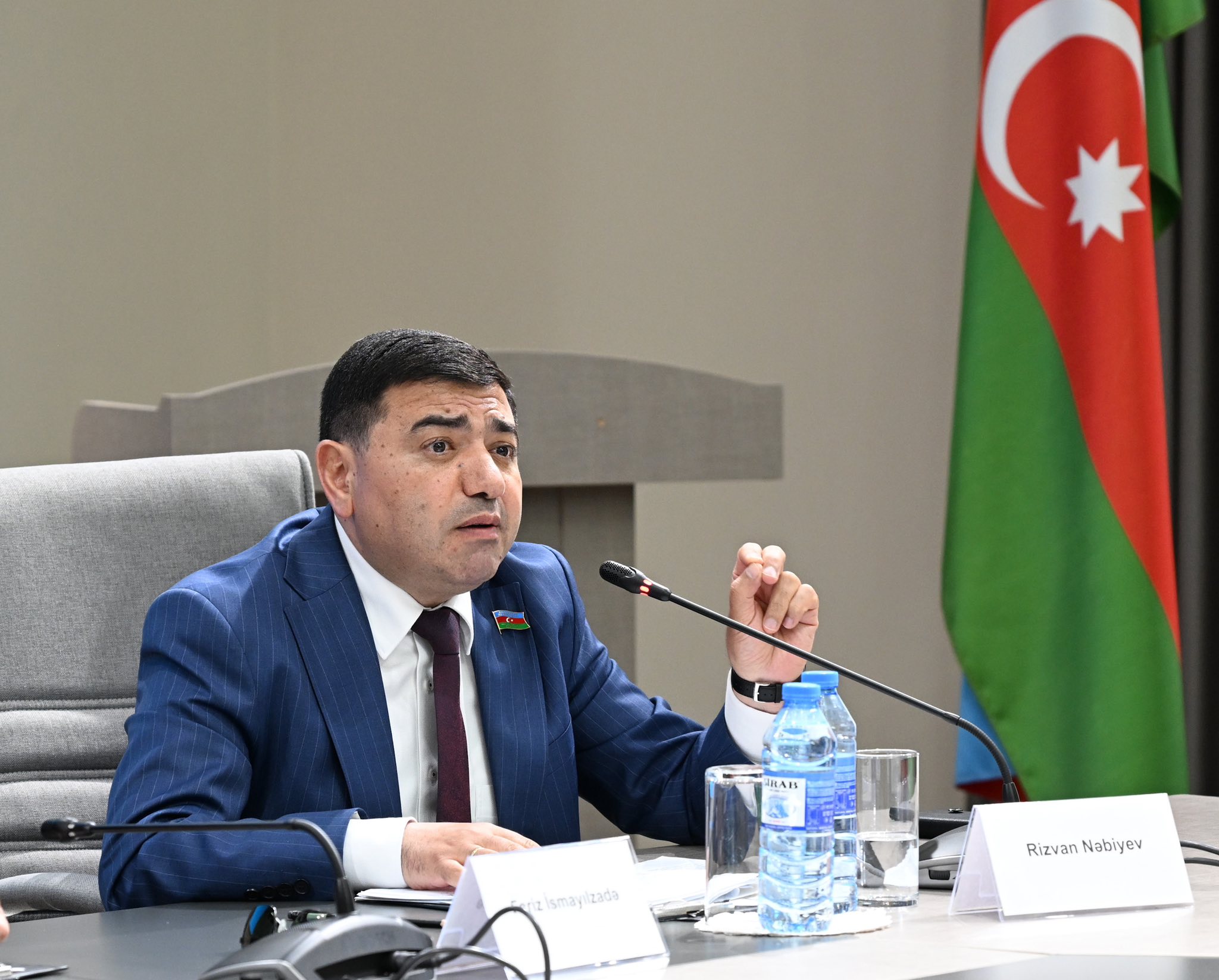 MEDİA-da Prezidentin sülh strategiyasına həsr olunan dəyirmi masa keçirildi (FOTO)
