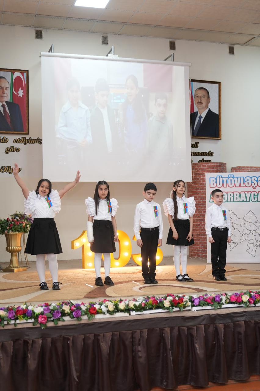 Neftçi Qurban adına 288 nömrəli məktəbdə Ulu Öndərin 103 illiyinə həsr olunmuş mərasim keçirilib