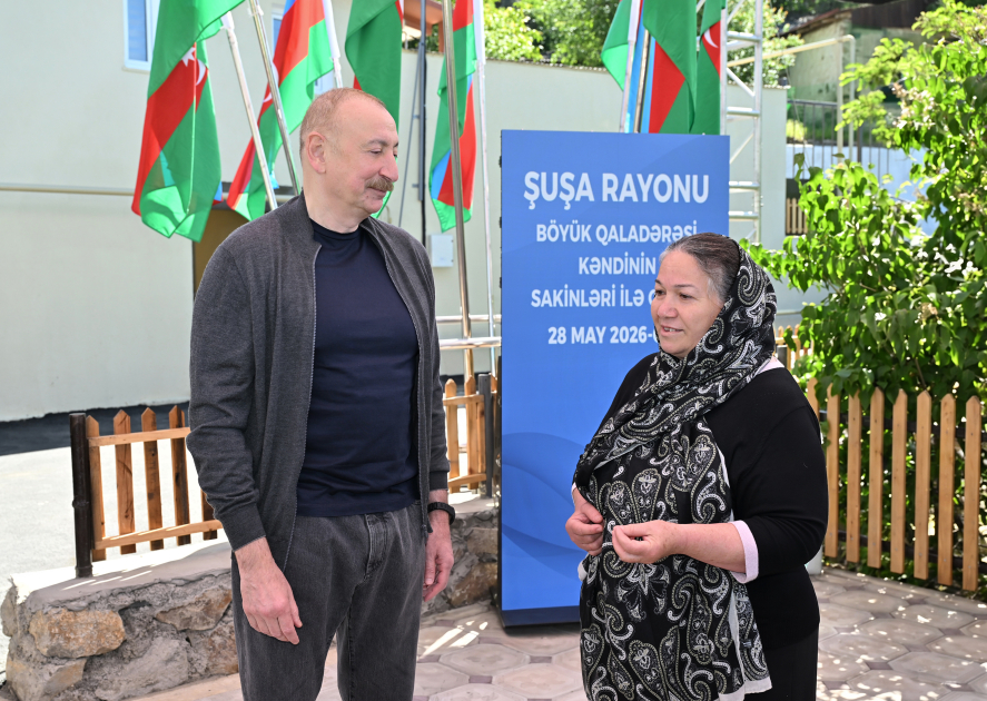 Prezident Şuşa və Xankəndiyə səfər etdi, sakinlərlə görüşdü (FOTO)