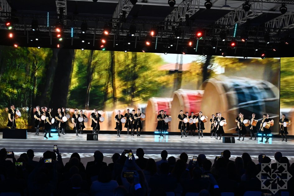 WUF13 başa çatdı: Bağlanış mərasimi keçirildi (FOTO)