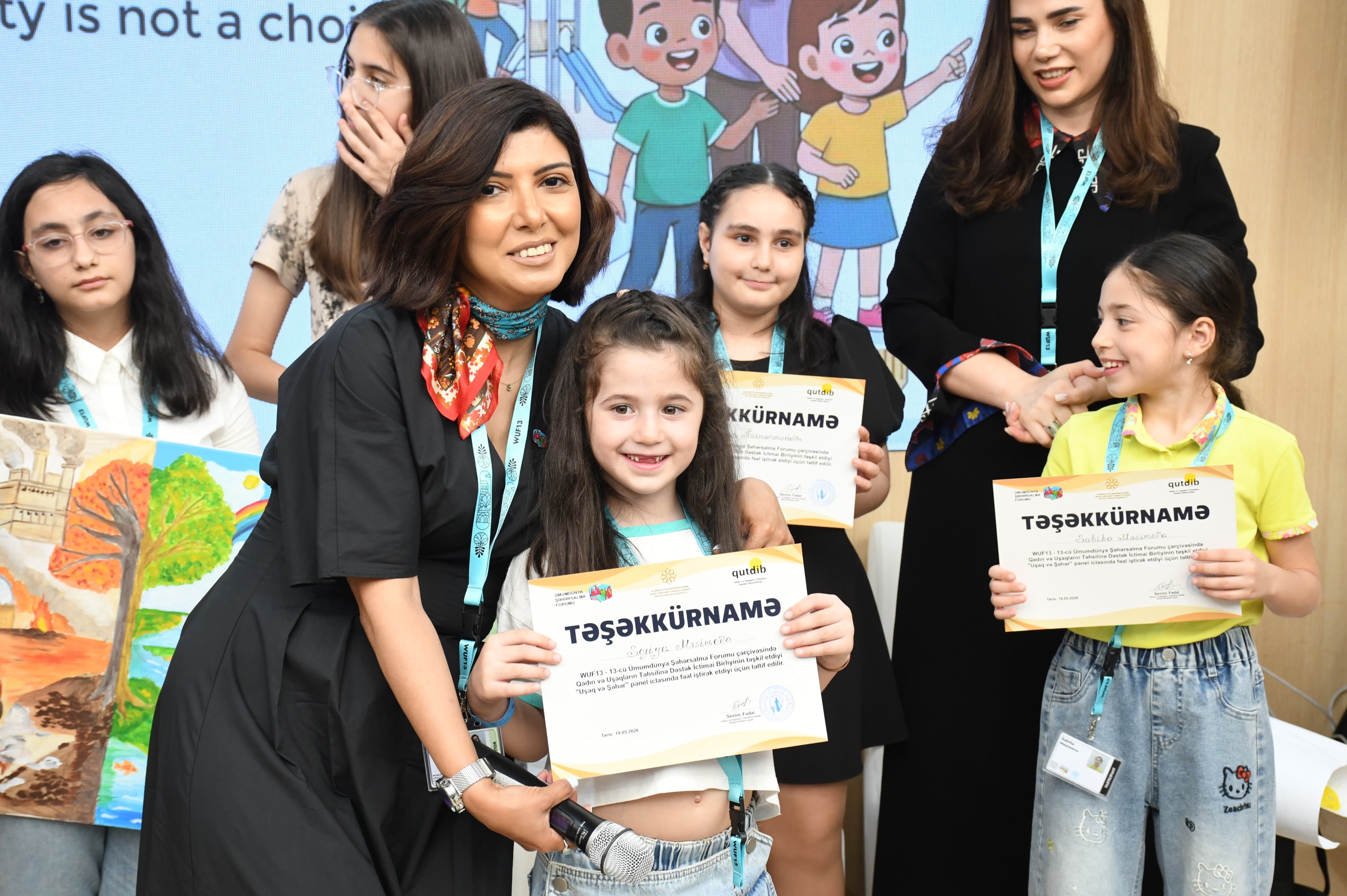 WUF13 çərçivəsində “Uşaq və şəhər” paneli keçirildi: Uşaqlar danışdı, böyüklər dinlədi (FOTOLAR)