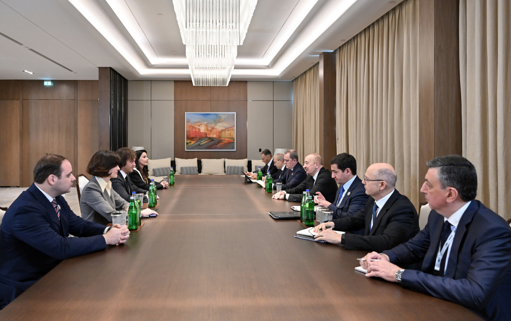 İlham Əliyev İrakli Kobaxidze ilə görüşdü (FOTO)