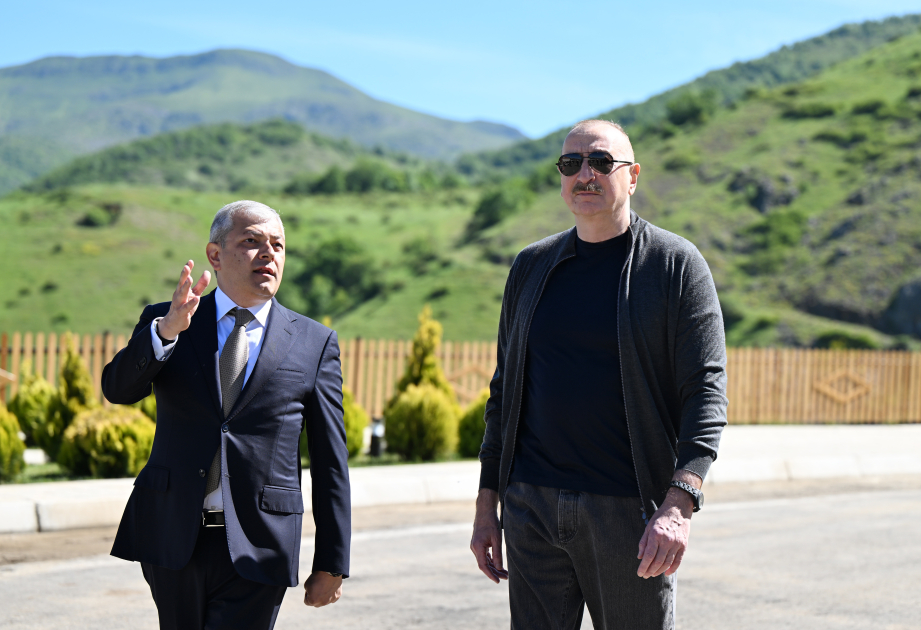 Prezident Şuşa və Xankəndiyə səfər etdi, sakinlərlə görüşdü (FOTO)