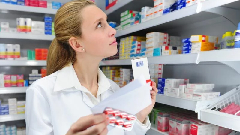 Dərman reklamları qanunidirmi? - Farmakoloqdan açıqlama