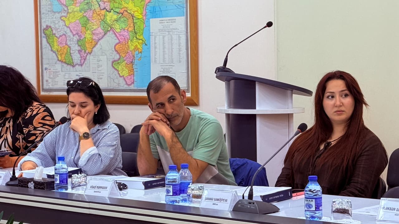 Jurnalistlər üçün insan hüquqlarına dair maarifləndirici sessiya keçirildi (FOTO)