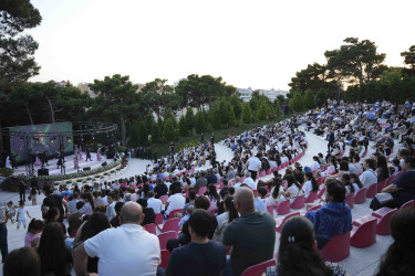 Xətaidə Sabir Rüstəmxanlının 80 illik yubileyinə həsr olunmuş təntənəli tədbir keçirildi (FOTO)