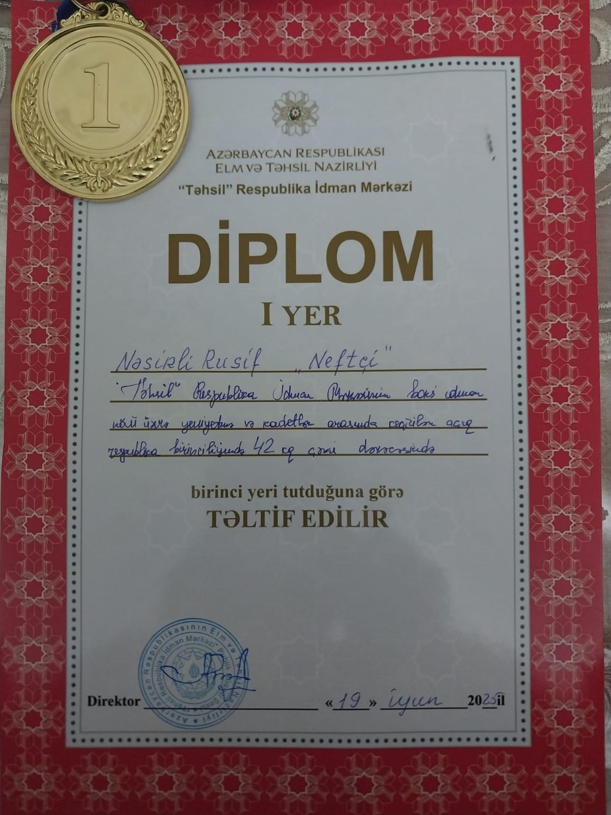 Sumqayıtlı boksçu Azərbaycan birinciliyinin ən texnikalı idmançısı seçildi (FOTO)