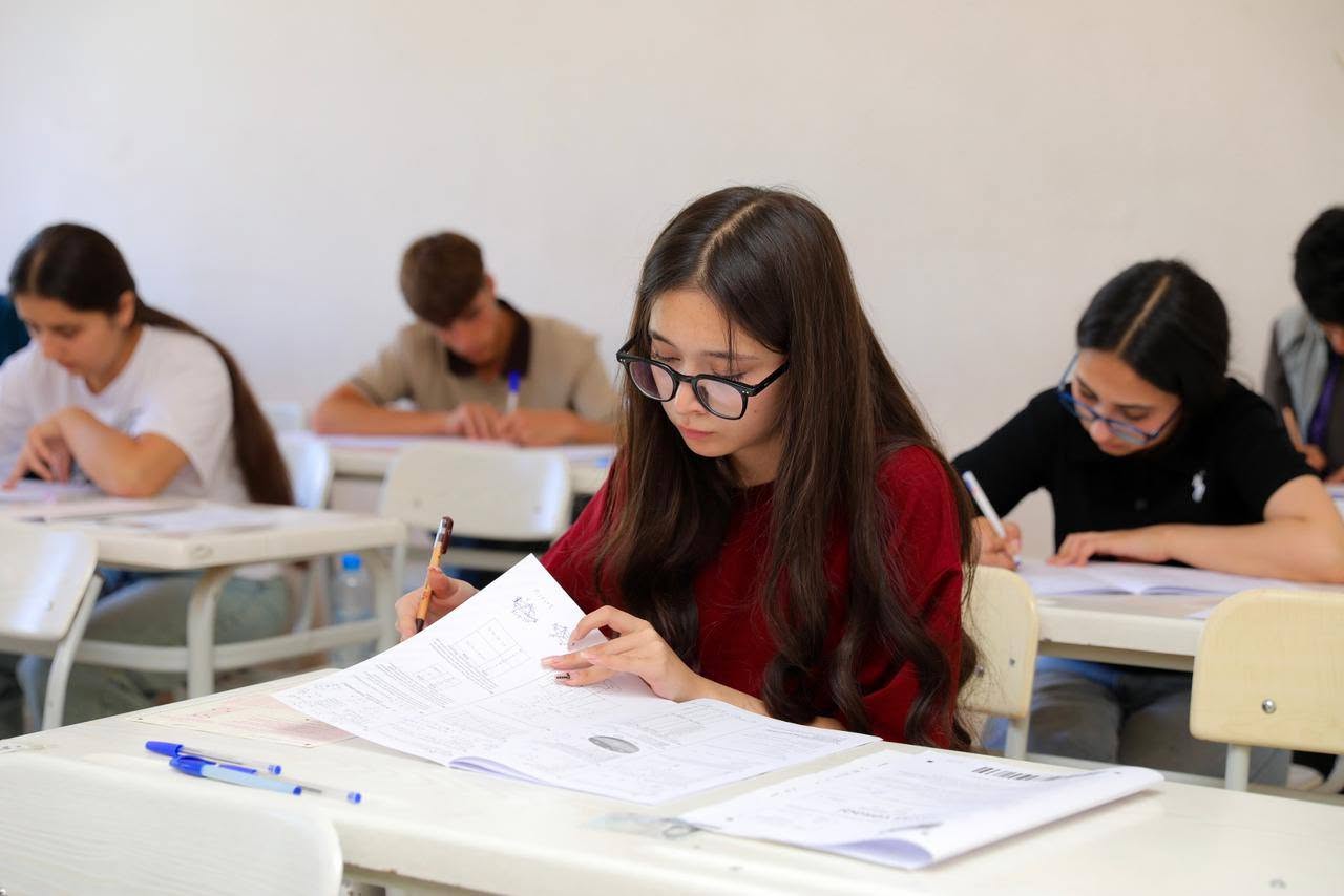 I və IV ixtisas qrupları üzrə qəbul imtahanı keçirildi (FOTO/YENİLƏNİB)