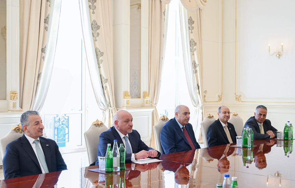 Prezident İordaniya Nümayəndələr Palatasının nümayəndə heyətini qəbul etdi (FOTO)