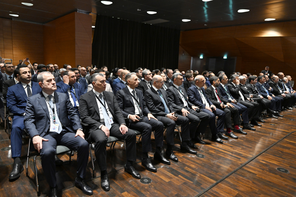 Prezident İslam İnkişaf Bankı Qrupunun İllik Toplantılarının açılış mərasimində çıxış etdi (FOTO)