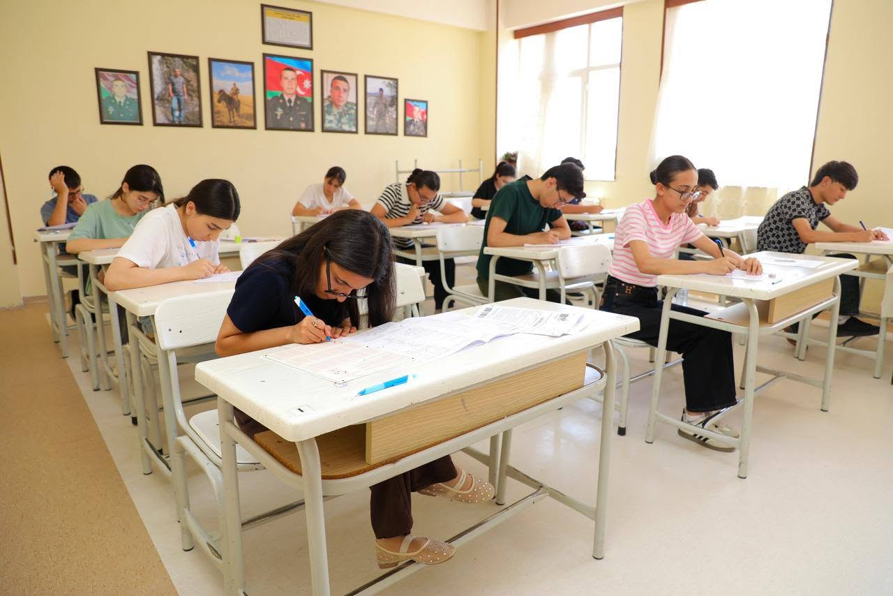 I və IV ixtisas qrupları üzrə qəbul imtahanı keçirildi (FOTO/YENİLƏNİB)