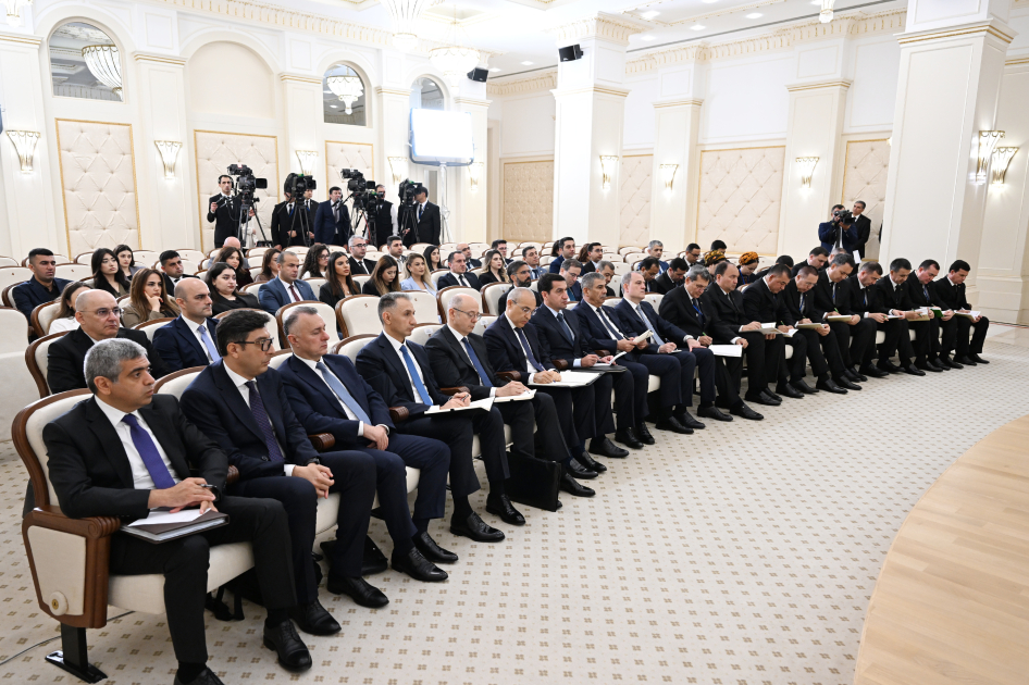 Prezidentlər mətbuata bəyanatlarla çıxış etdi (YENİLƏNİB)