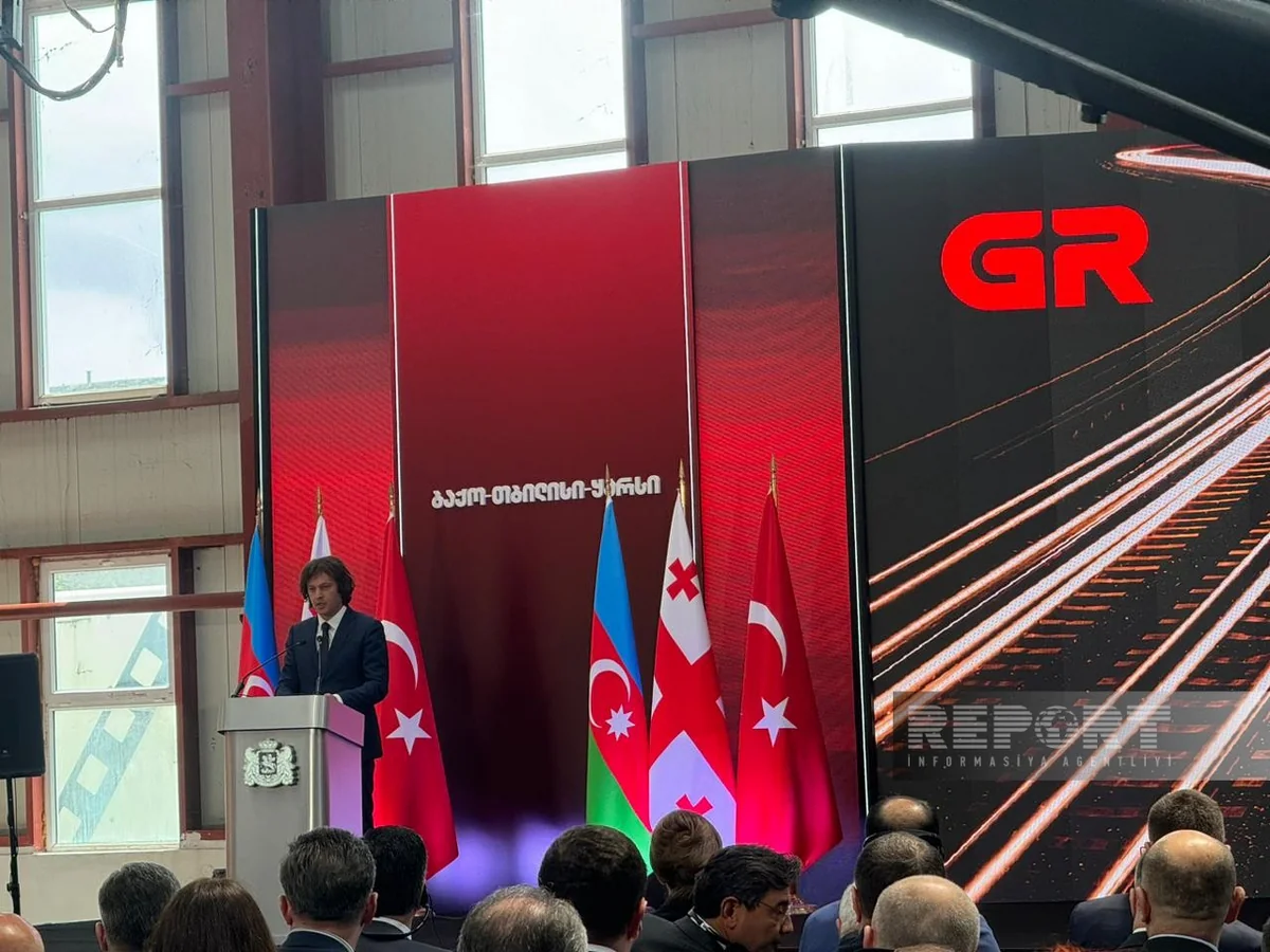 BTQ dəmir yolu xəttinin modernləşdirilmədən sonra rəsmi açılışı keçirildi (FOTO)