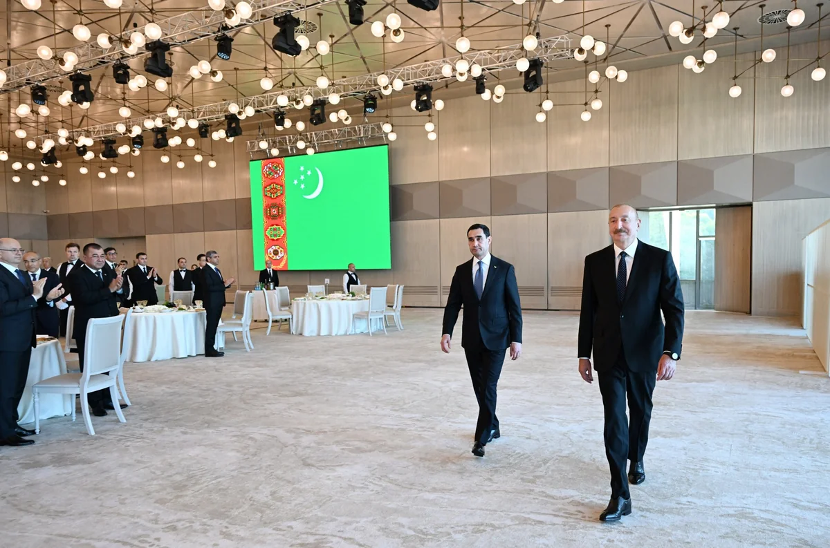 İlham Əliyevin adından Türkmənistan Prezidentinin şərəfinə dövlət ziyafəti verildi (FOTO)