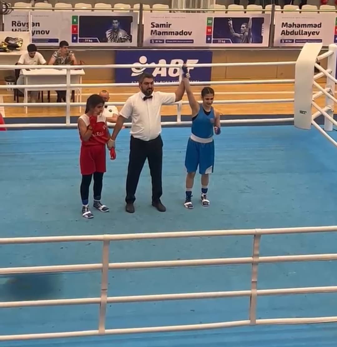 Sumqayıtlı boksçu Aişə Muradovadan uğurlu nəticə