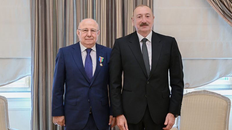 Prezident dağıstanlı siyasətçi Qurban Qurbanova 
