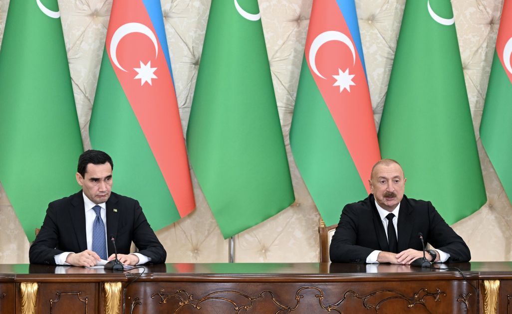 Prezidentlər mətbuata bəyanatlarla çıxış etdi (YENİLƏNİB)