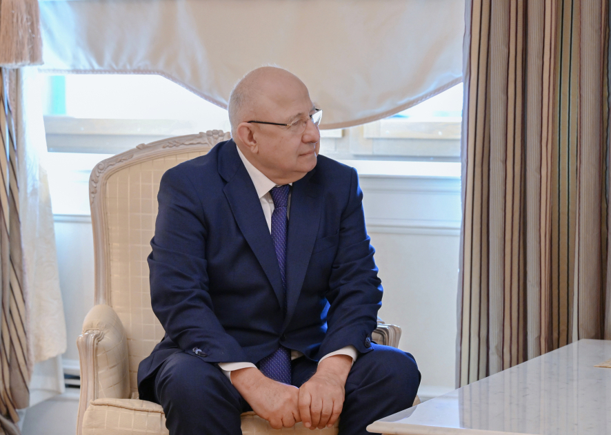 Prezident dağıstanlı siyasətçi Qurban Qurbanova 