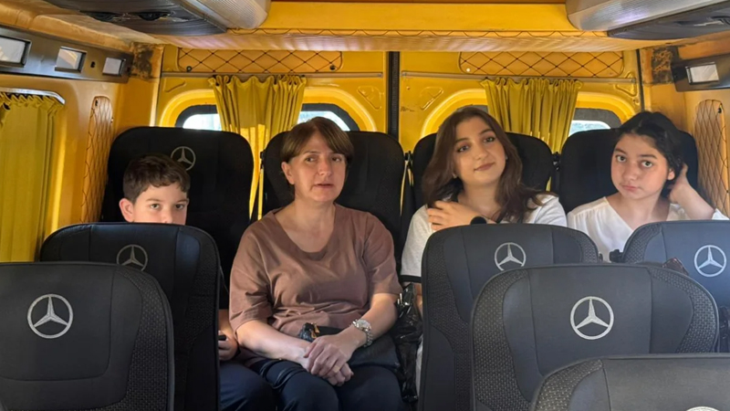 Şükürbəyliyə daha 45 ailə yola salındı (FOTO)