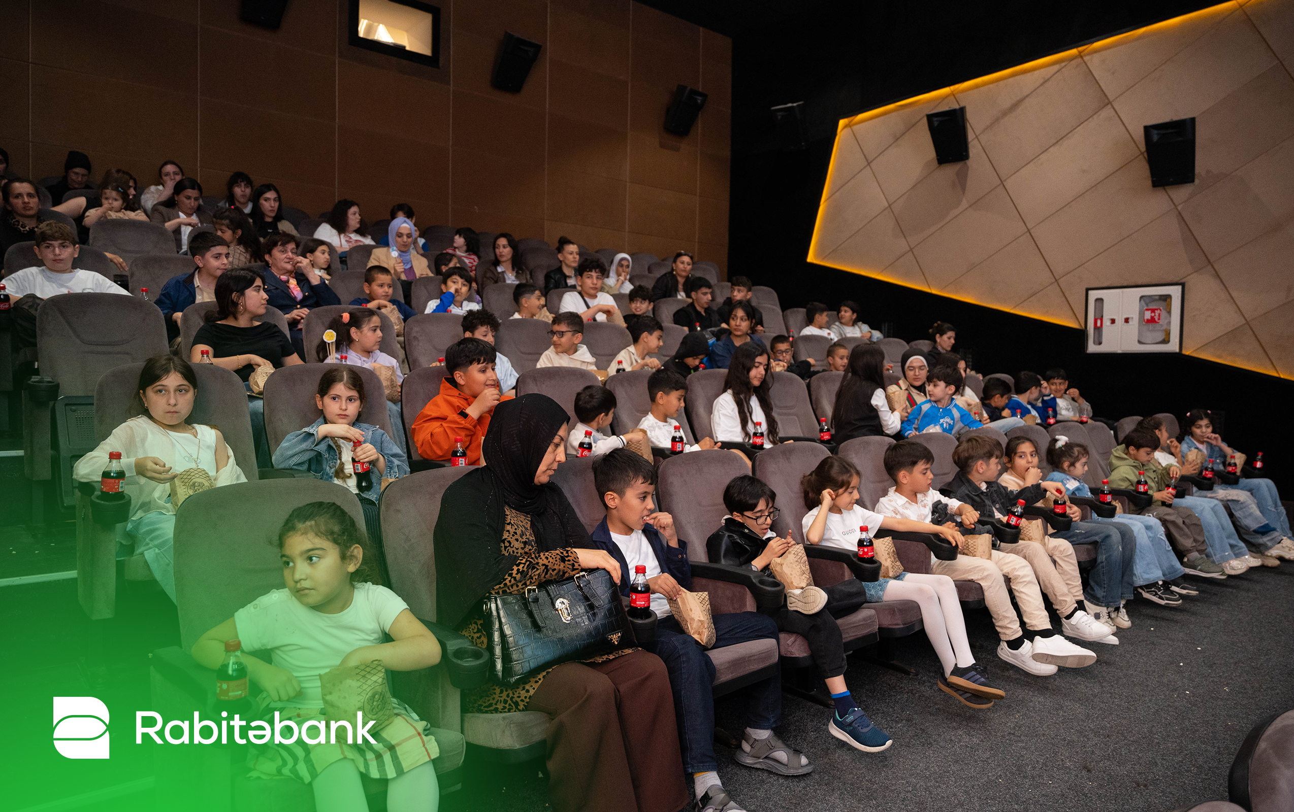 Rabitəbank və İnnovasiyalar Mərkəzi şəhid övladları üçün 