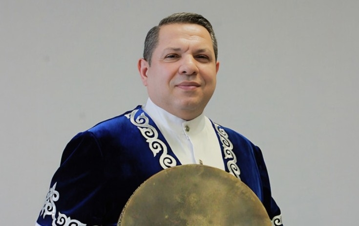 Əməkdar artist: Sənətə gəlişimi ona borcluyam