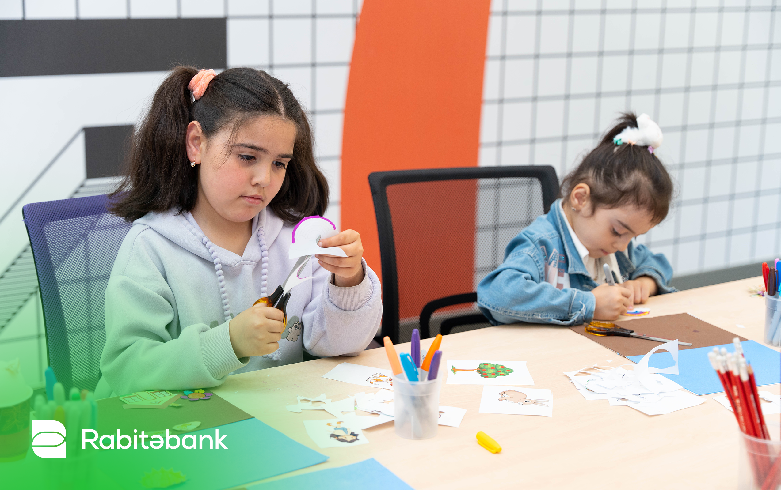 Rabitəbank və İnnovasiyalar Mərkəzi şəhid övladları üçün 
