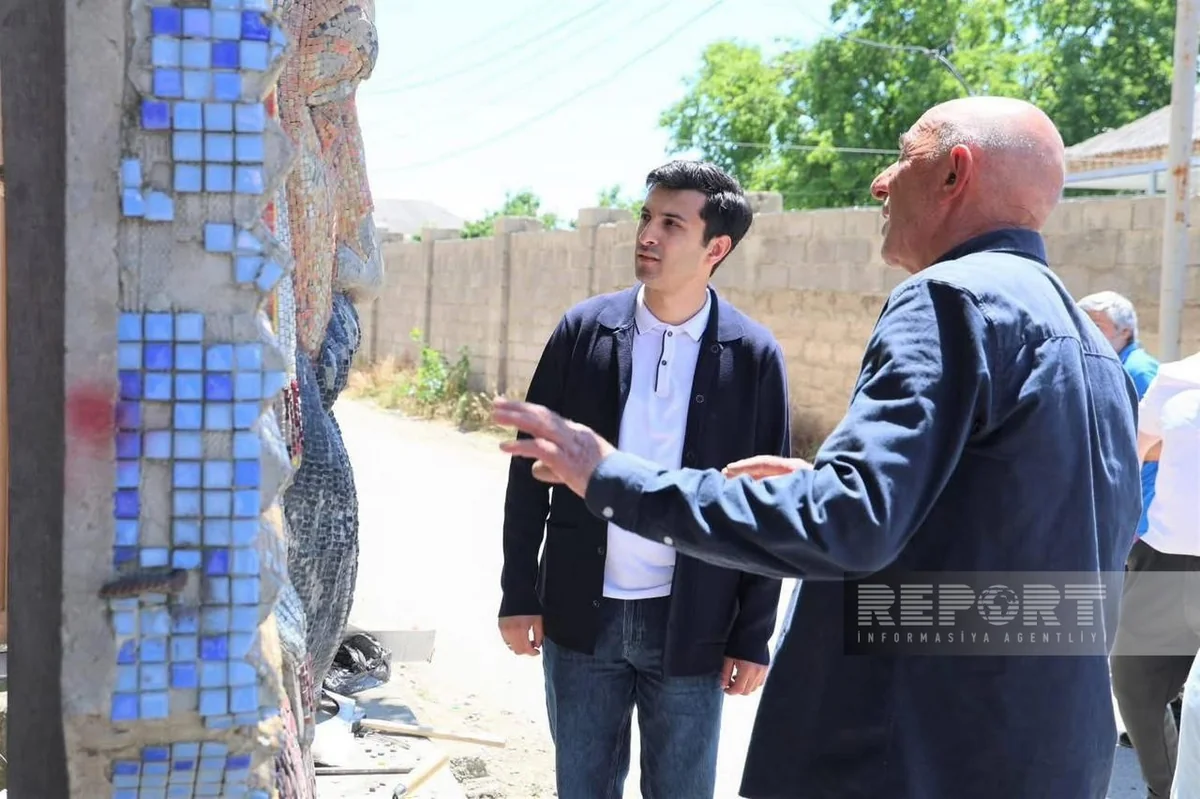 Nizaminin vandalizmə məruz qalan büstü bərpa olunur (FOTO)