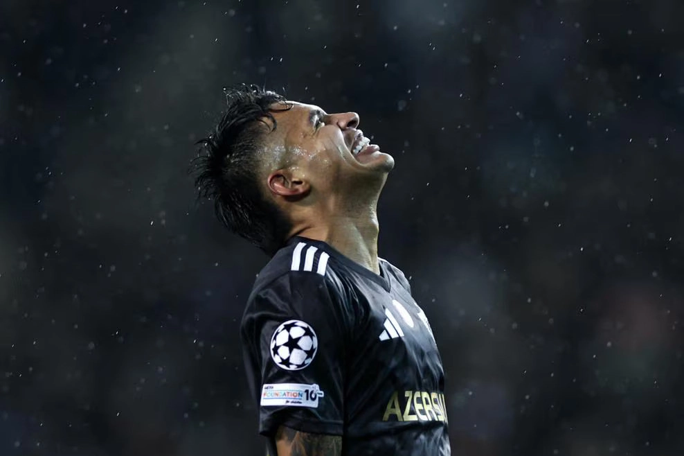 Kamilo Durandan "Qarabağ"dan ayrılacağı ilə bağlı xəbərə reaksiya Kamilo Durandan "Qarabağ"dan ayrılacağı ilə bağlı xəbərə reaksiya