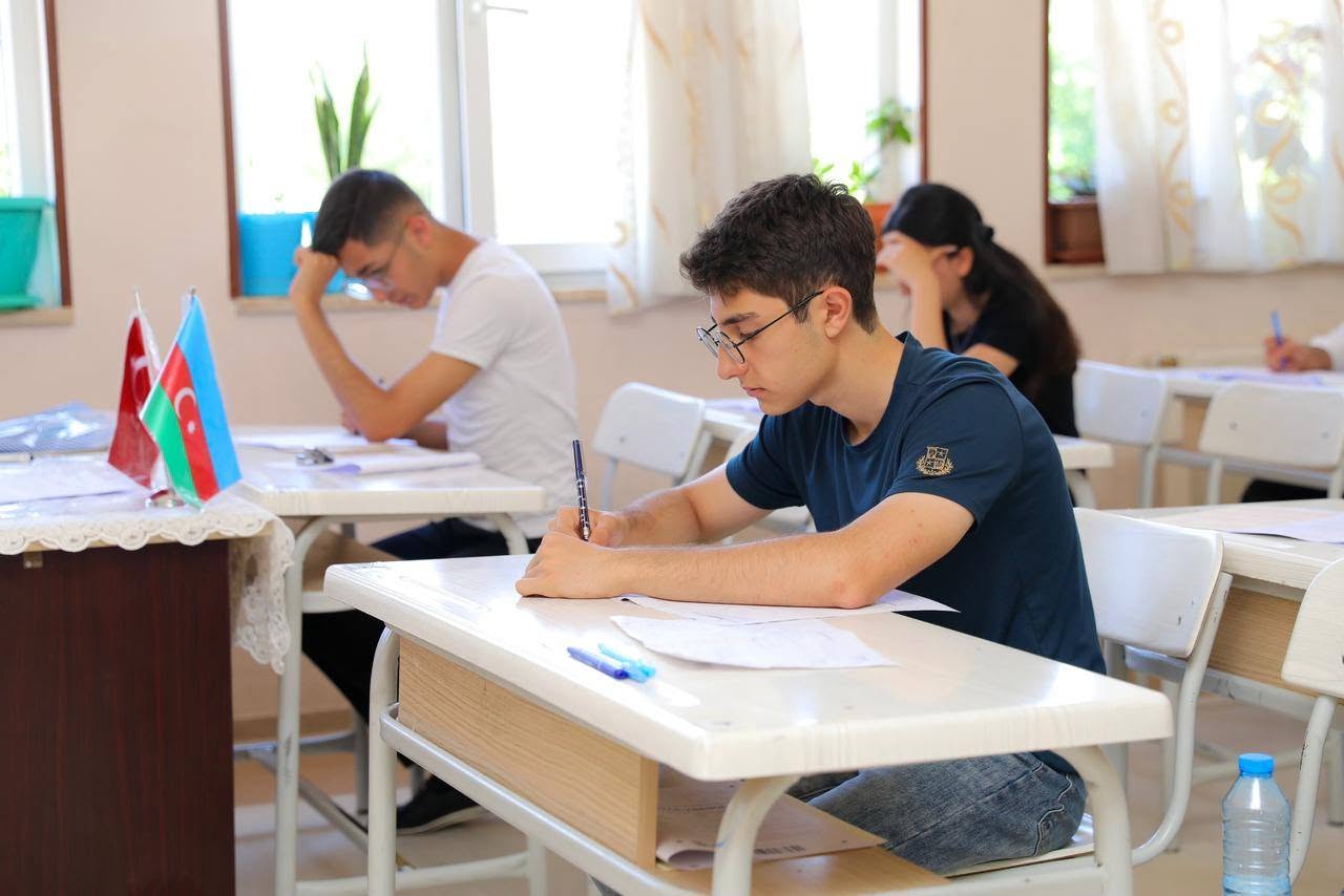 I və IV ixtisas qrupları üzrə qəbul imtahanı keçirildi (FOTO/YENİLƏNİB)