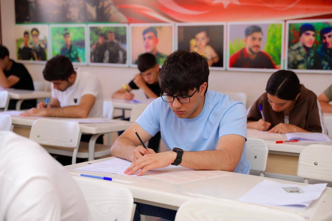 I və IV ixtisas qrupları üzrə qəbul imtahanı keçirildi (FOTO/YENİLƏNİB)