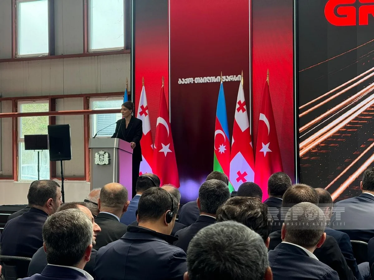 BTQ dəmir yolu xəttinin modernləşdirilmədən sonra rəsmi açılışı keçirildi (FOTO)