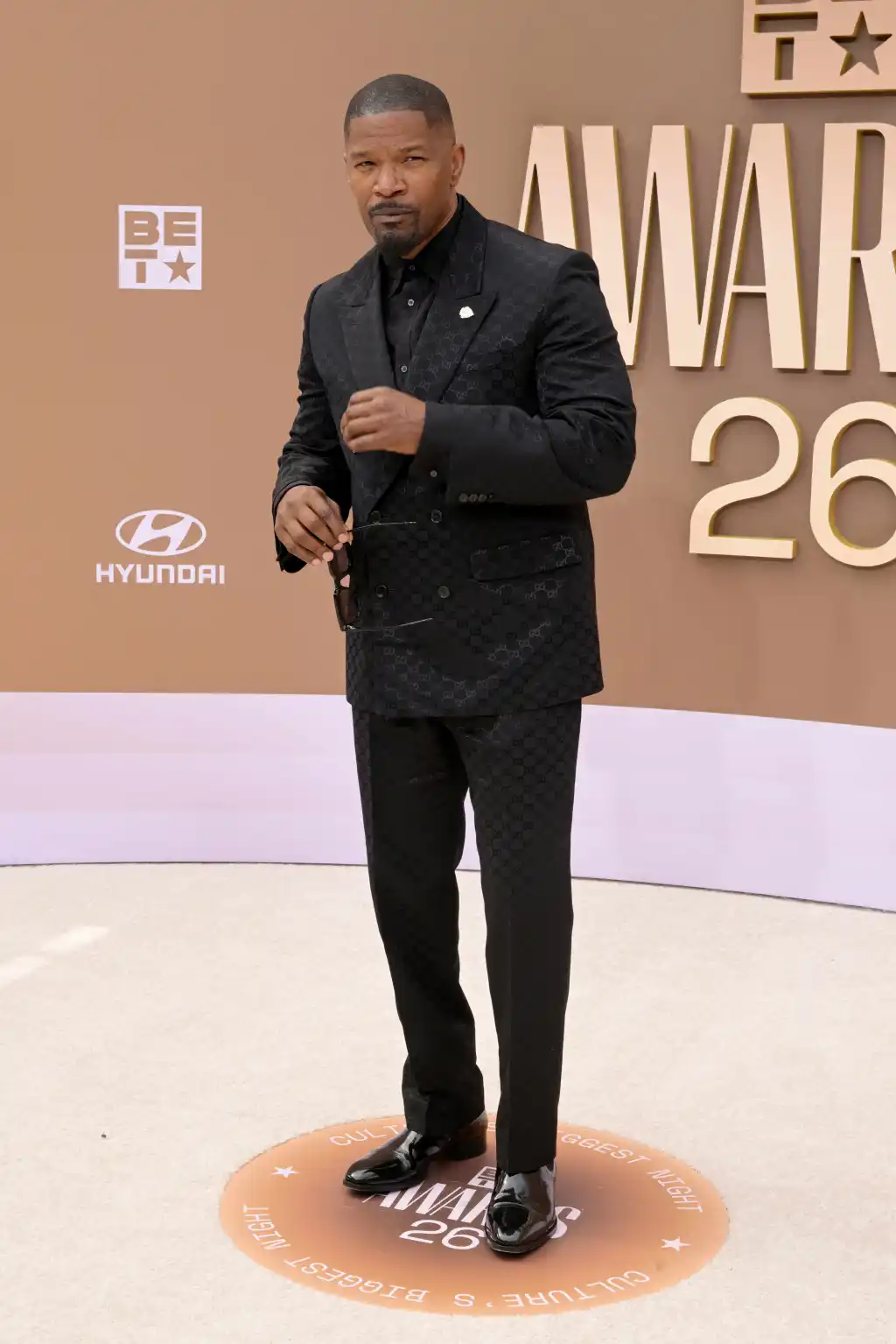 BET Awards 2026: Los-Ancelesdə qırmızı xalının ən parlaq obrazları (FOTOLAR)