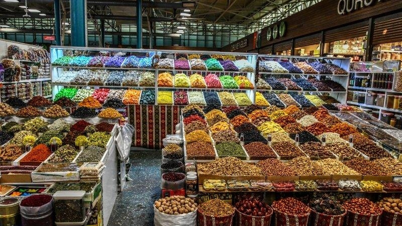 Bakının məşhur bazarı sökülür