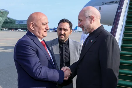 Məhəmməd Baqer Qalibaf Azərbaycana işgüzar səfərə gəldi