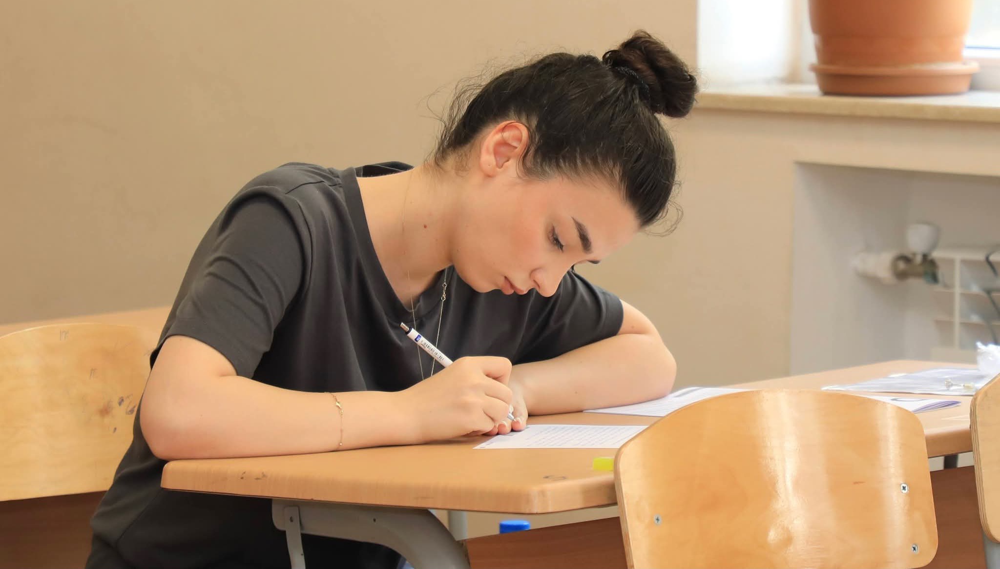 Ali təhsil müəssisələrinin magistraturalarına qəbul imtahanı keçirildi