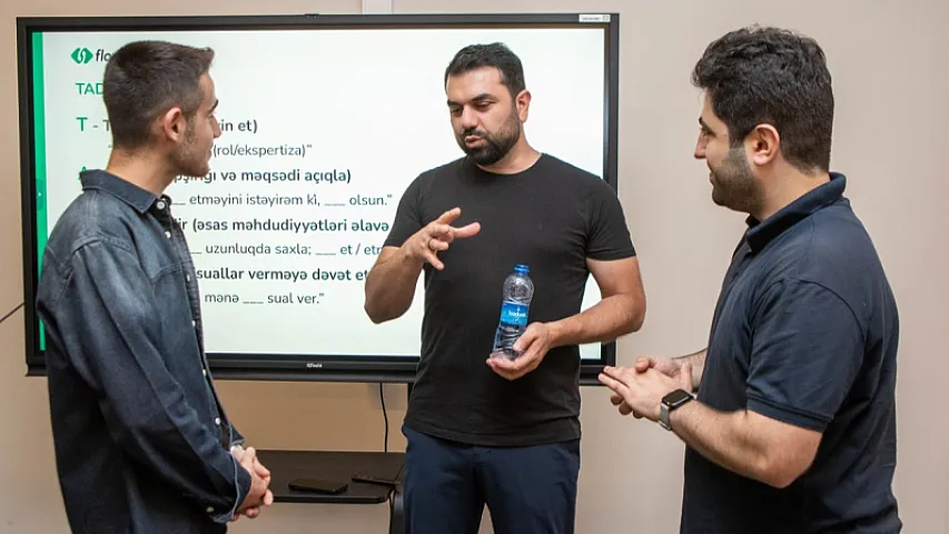 20 ildir ABŞ-də yaşayan azərbaycanlı süni intellekt mütəxəssisi Bakıda seminar verdi (FOTO)