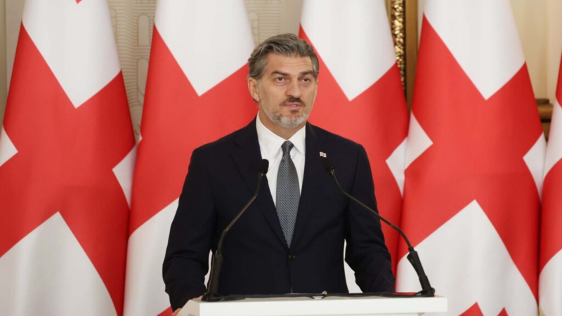 Gürcüstan Prezidenti Xameneinin dəfn mərasimində iştirak edəcək