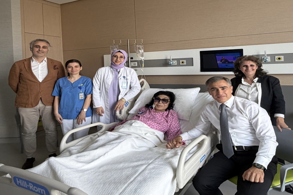 Flora Kərimova xəstəxanaya yerləşdirildi  - Müalicəsi Mehriban Əliyeva tərəfindən nəzarətə götürüldü (FOTO)