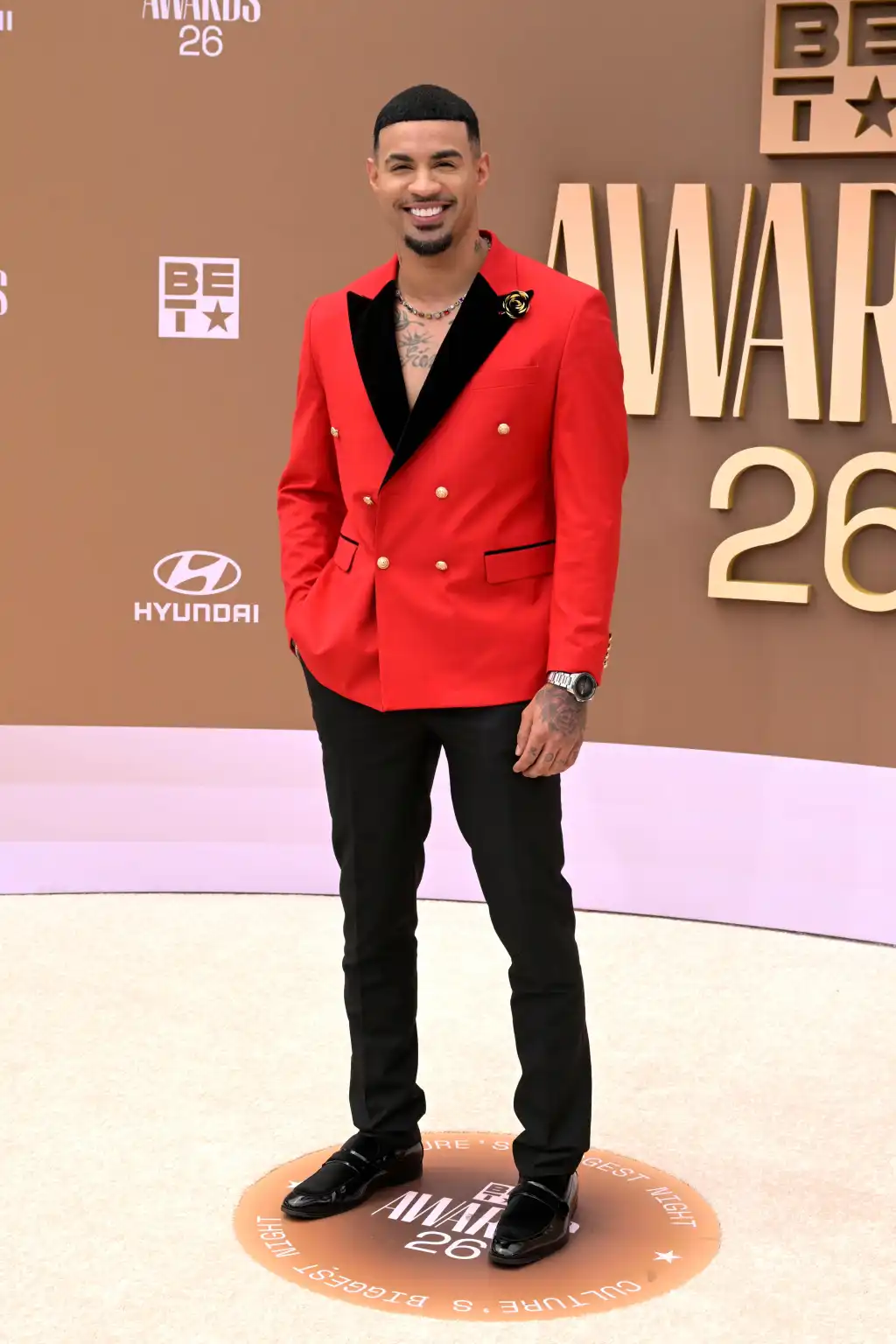 BET Awards 2026: Los-Ancelesdə qırmızı xalının ən parlaq obrazları (FOTOLAR)
