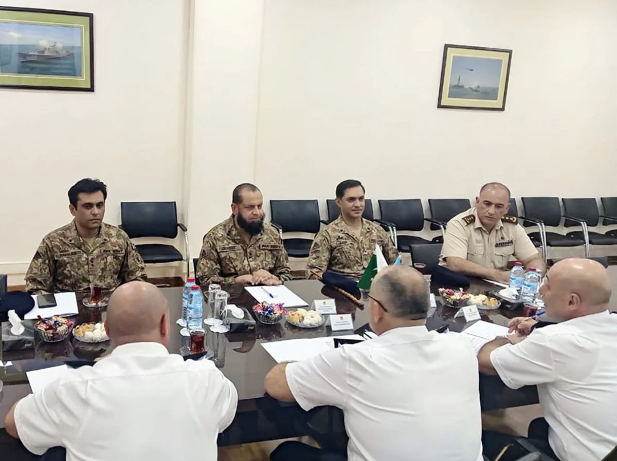 Pakistan MMU-nun nümayəndə heyəti Azərbaycan HDQ-ni ziyarət etdi (FOTO)