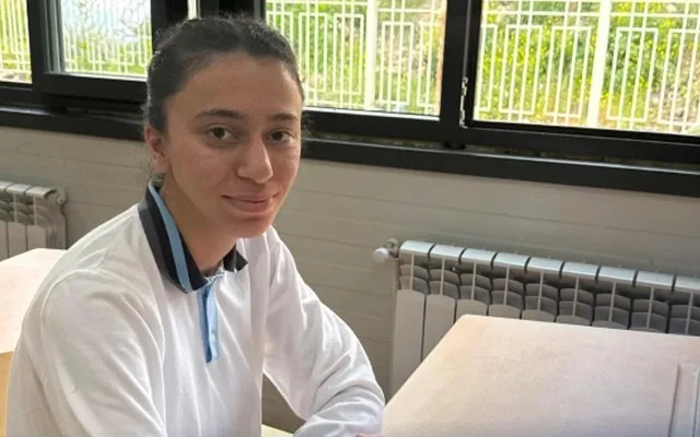 33 il sonra Kəlbəcərin ilk məzunu (FOTO)
