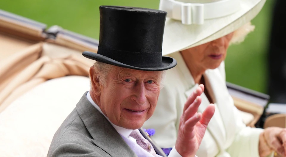 Britaniyada monarxiyaya dəstək son 33 ilin minimumuna enib