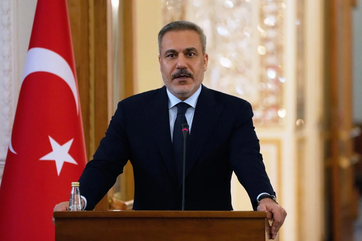 Fidan: Türkiyə Rusiya və Ukrayna nümayəndələri arasında görüş təşkil etməyə hazırdır