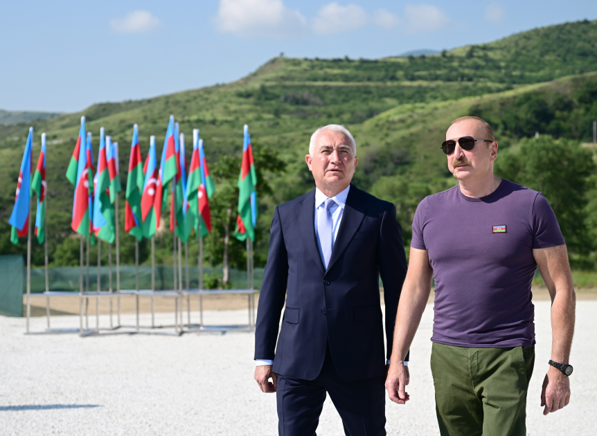 Prezident Laçında açılış etdi, su anbarının təməlini qoydu (FOTO)
