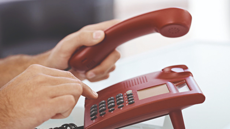 Finlandiya ev telefonları ilə vidalaşdı: Azərbaycan da bu təcrübədən istifadə edə bilərmi?