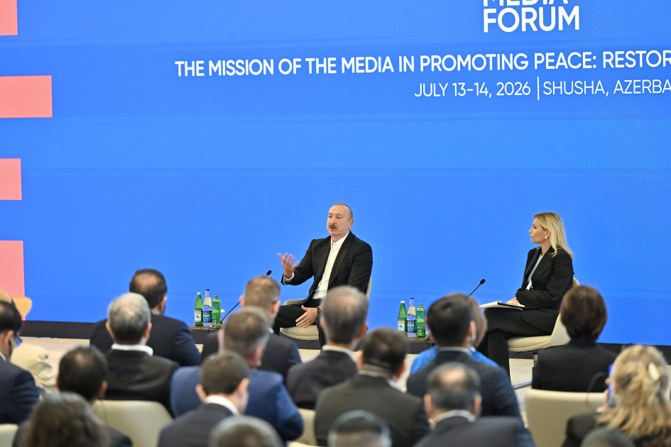 İlham Əliyev IV Şuşa Qlobal Media Forumunun açılışında iştirak etdi (YENİLƏNİB)