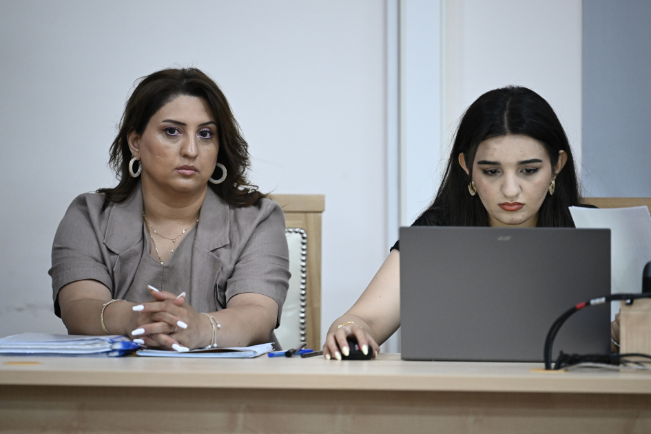 Ermənistan vətəndaşlarının şikayətləri üzrə apellyasiya məhkəməsində prokurorlar çıxışa başladı (FOTO)