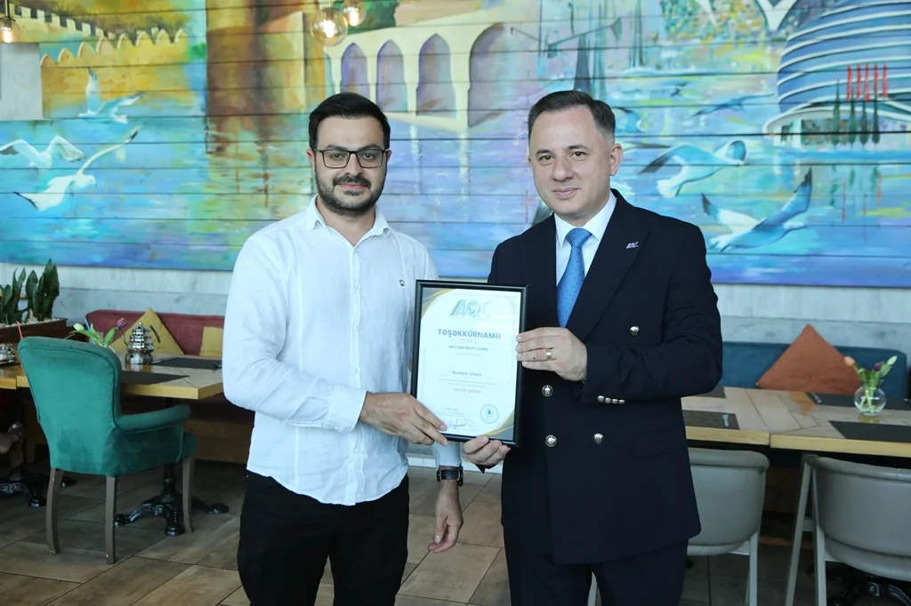 AQC Milli Mətbuat Günündə media nümayəndələri ilə görüş keçirdi (FOTO)